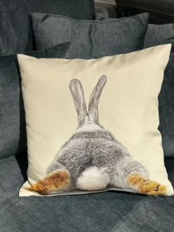 Cosima Rideaux|Coussins<Coussin lapin de dos ROGER